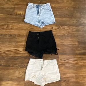 Neverworn Shorts (white, black and light washed)!